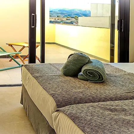 Villa Villasroyale Leon - Heated Pool And Barrier Free Access *